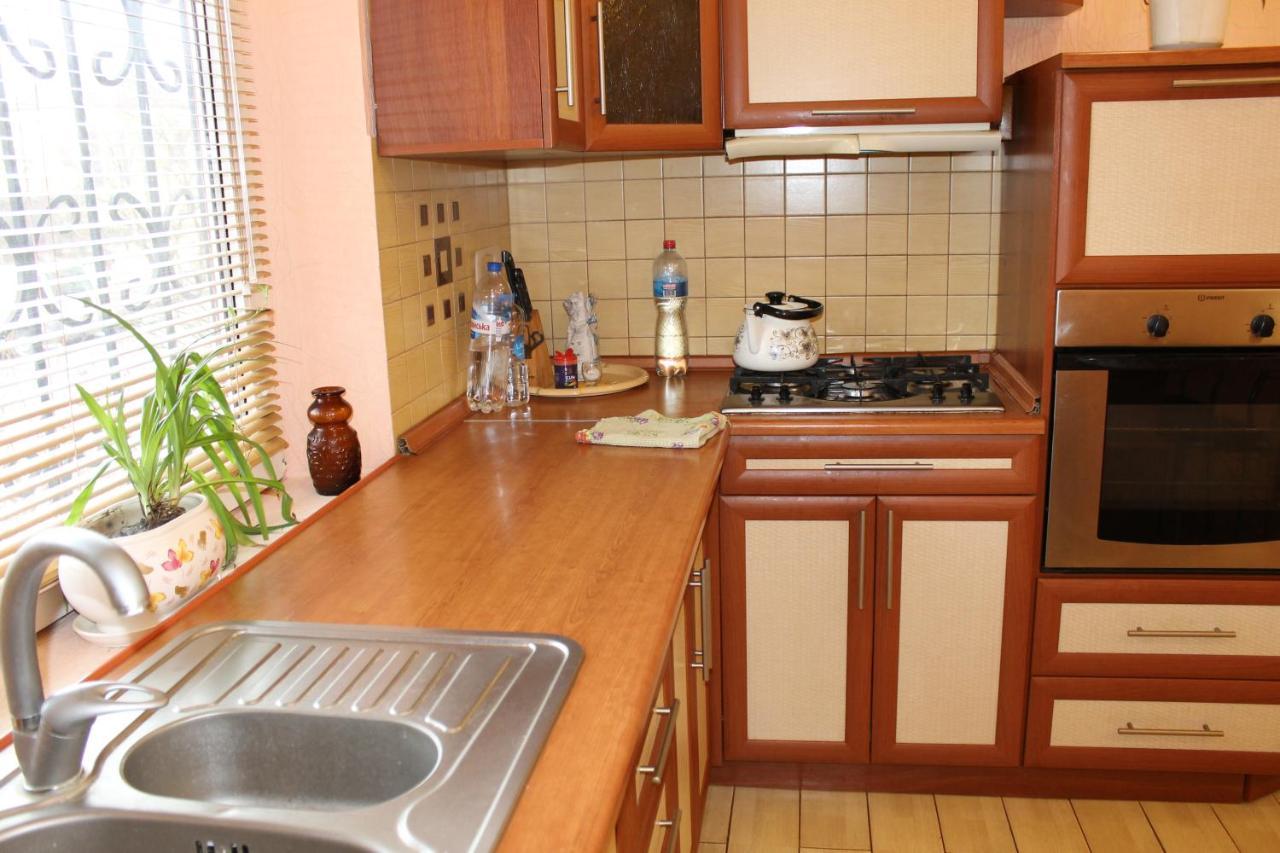 Studio apartment チェルニーヒウ エクステリア 写真
