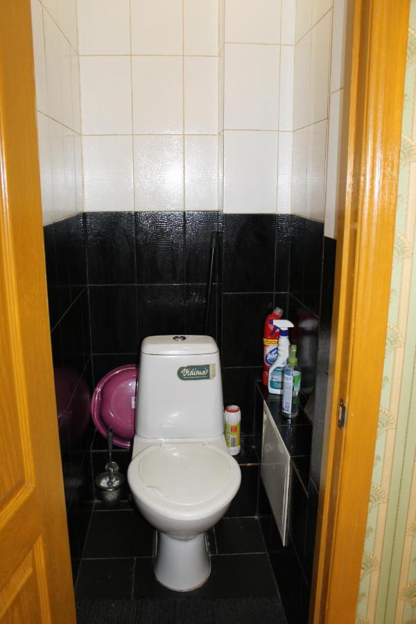 Studio apartment チェルニーヒウ エクステリア 写真